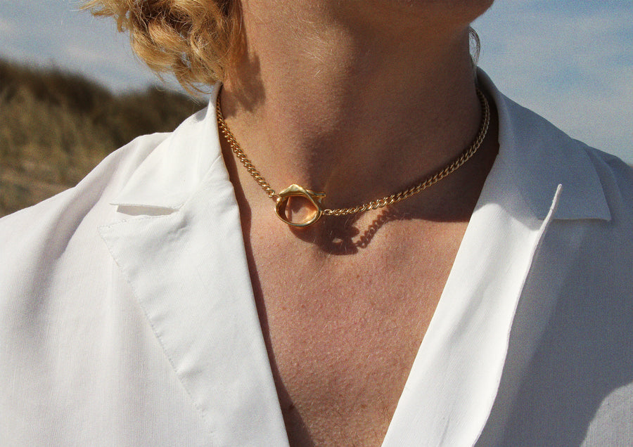 In-Line Fragmented Shell Necklace
